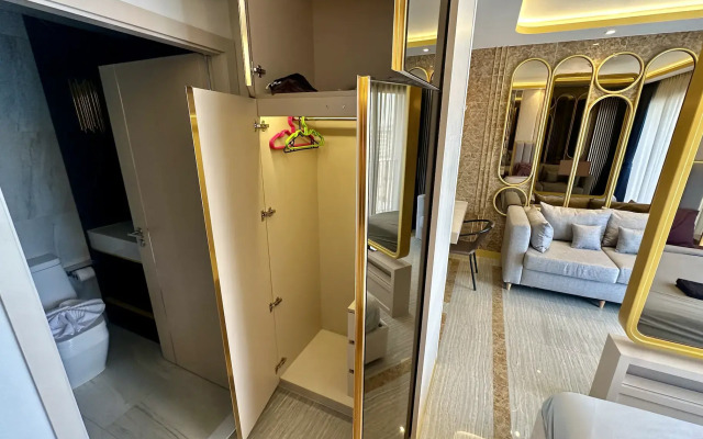 Belavyyu Lagun Apartments