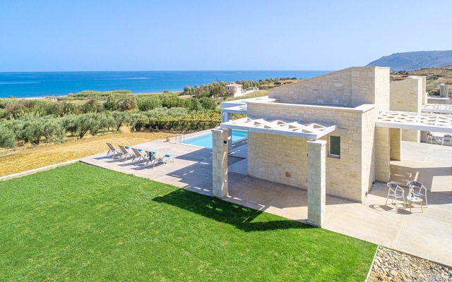 Vista Mare Villas Heated Pool