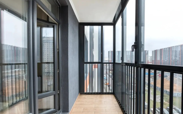 MoreApart 18 Apartments