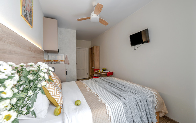 Апартаменты FlOWERS 5