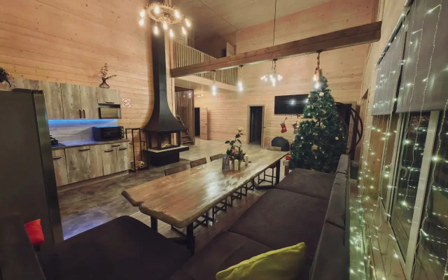 Tikhiy Sosed Guest House