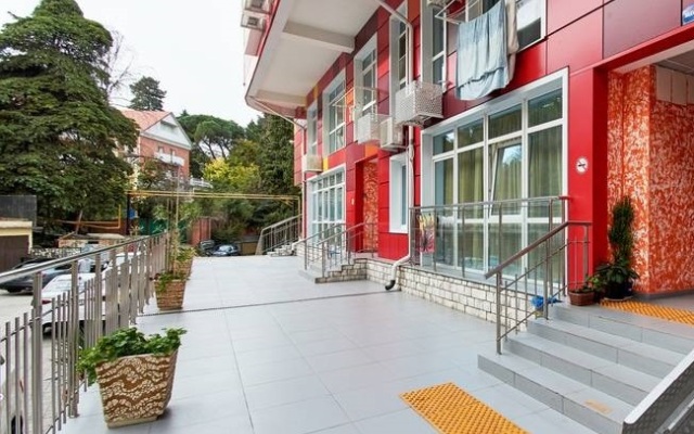 Maestro Apartments