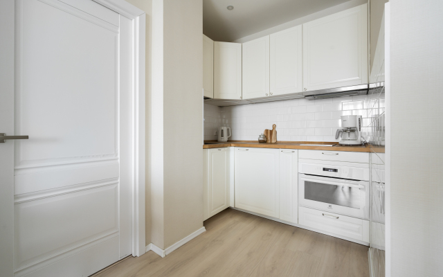 Evro-Dvuhkomnatnaya Kvartira U Moskovskogo Vokzala Apartments
