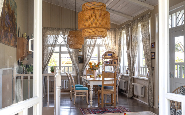 Гостевой дом Дымов дача-Зеленый дом