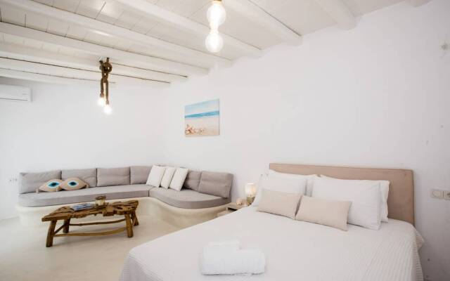 Апартаменты Gorgeous Studio In Cycladic Architecture Overlooking The Aegean