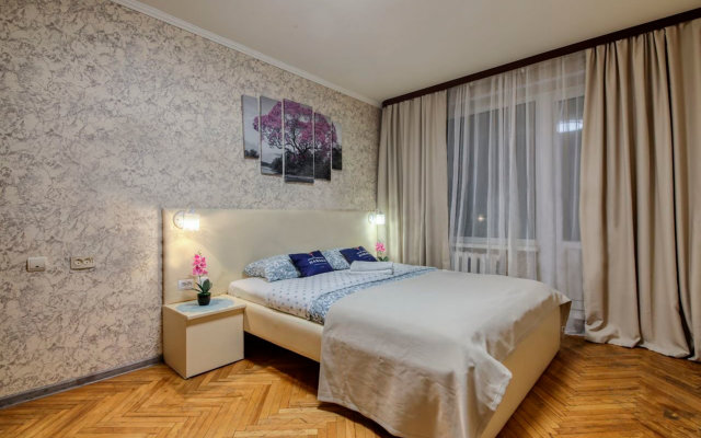 Hanaka Shipilovskaya 10 Apartments