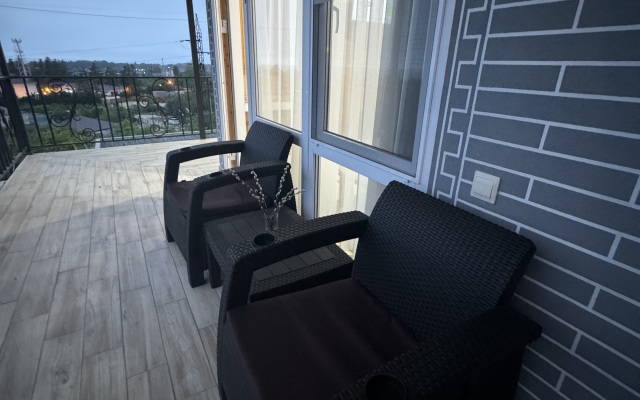 Anzhelika Guest House