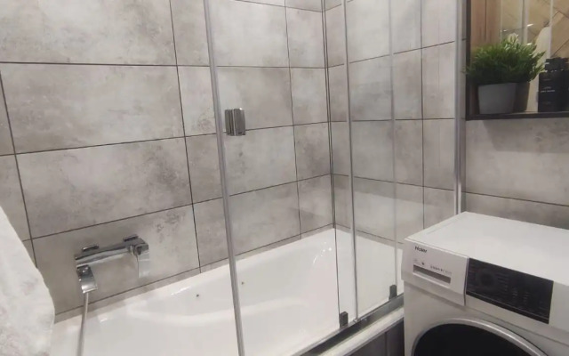 Prostornaya Na Bulvare Kutuzova 11 Flat