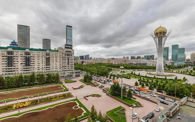 Na Ulitse Dostyk, 14 Apartments
