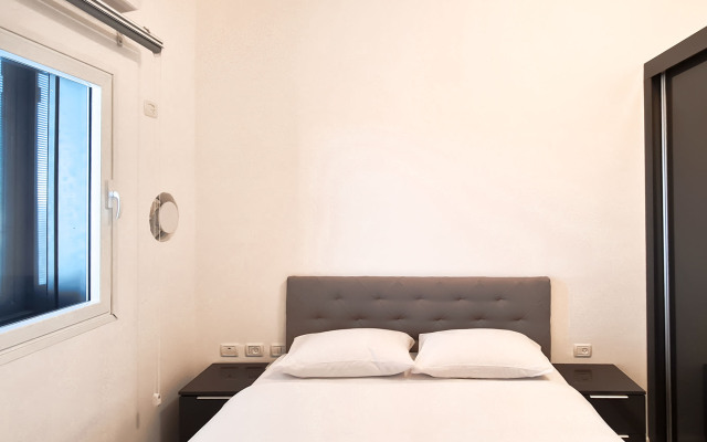 Apt Diamant 2BR Tel Aviv Hayarkon St TL63 Apartments