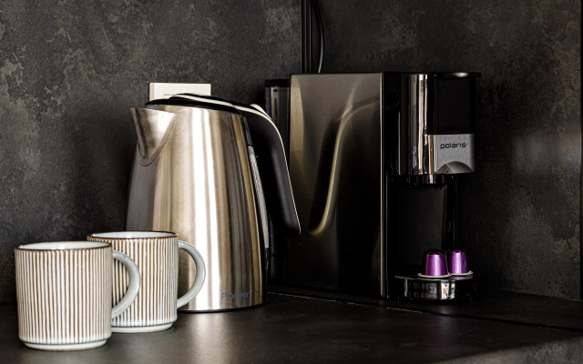 Апартаменты VIP студия с роскошной ванной у панорамного окна