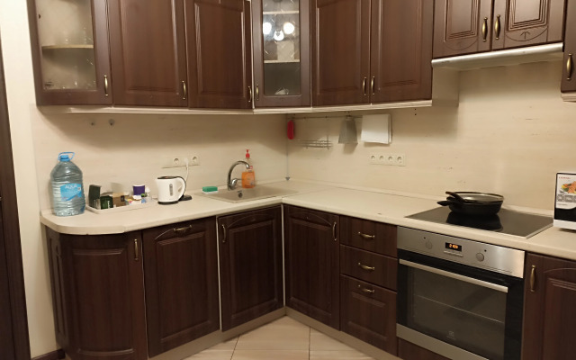 Ryadom s metro Flat