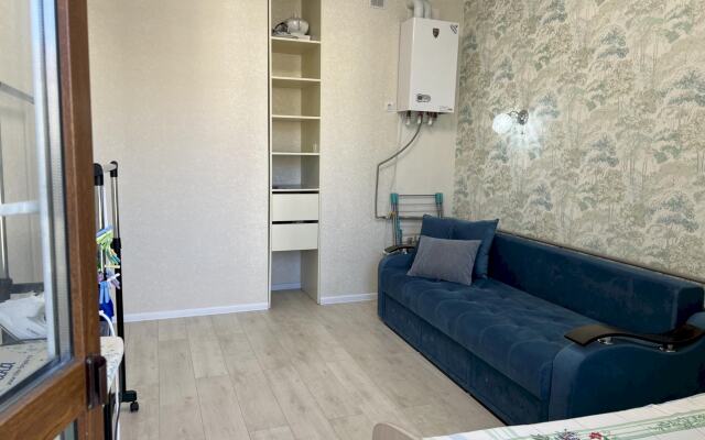270 Suvorova 27k1 Apartments