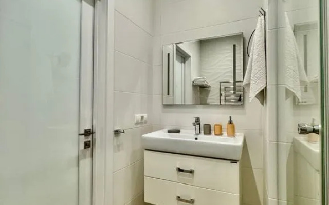 Na Tavricheskoy 7k2 Flat