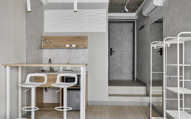 Kumo Hotel
