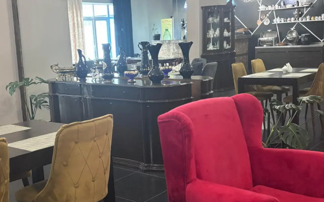 Aura Boutique