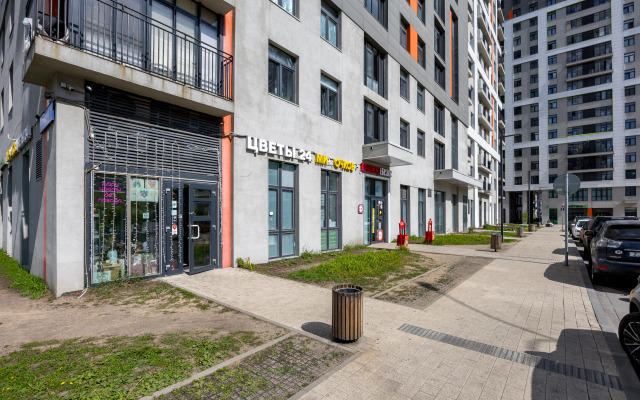Studiya Na 30-Om Etazhe S Vidom Na Les Flat