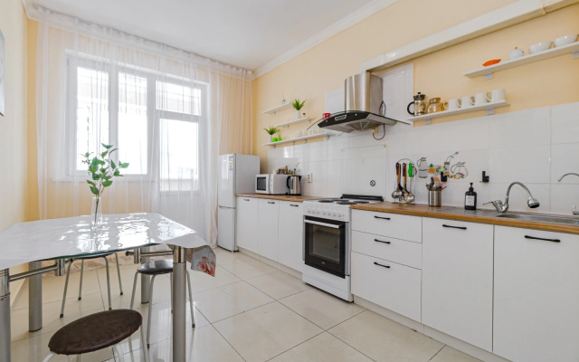 Idealnye Dlya Bolshoy Kompanii V Tsentre Apartments