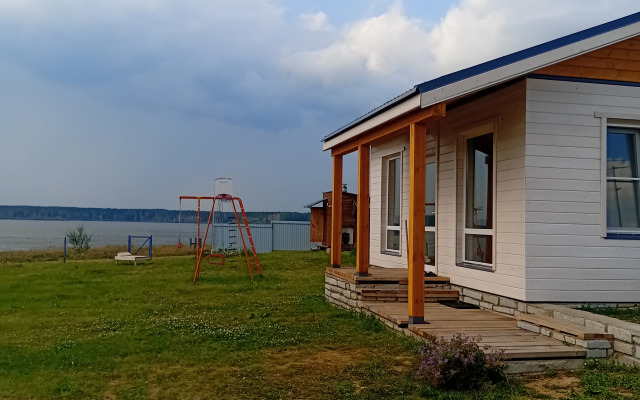 Бунгало на озере Камбулат