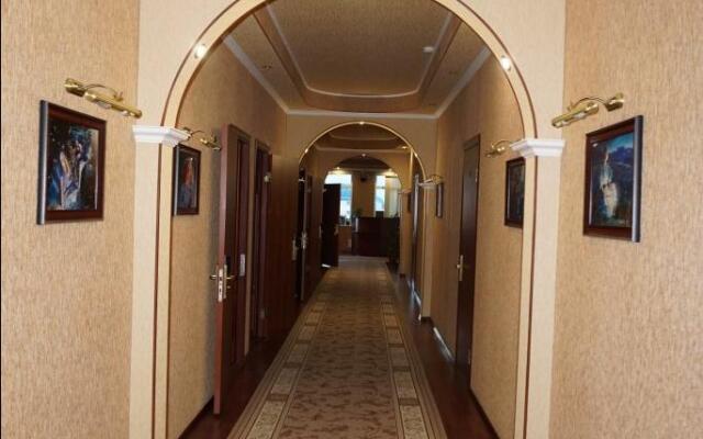 Отель Зодиак