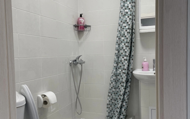 Na Ulitse Lyotchika Ulyyanina 3A Flat
