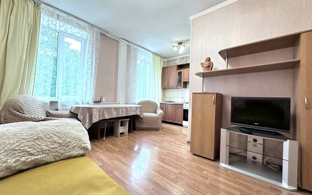 Квартира трехкомнатная в центре на Весенней