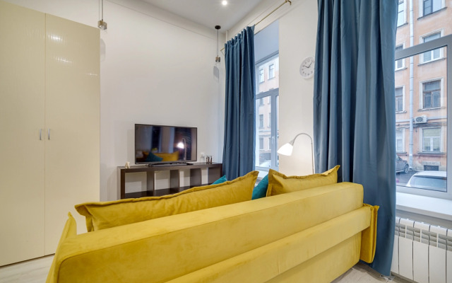 Апартаменты студия на набережной ВПитер на сутки 2