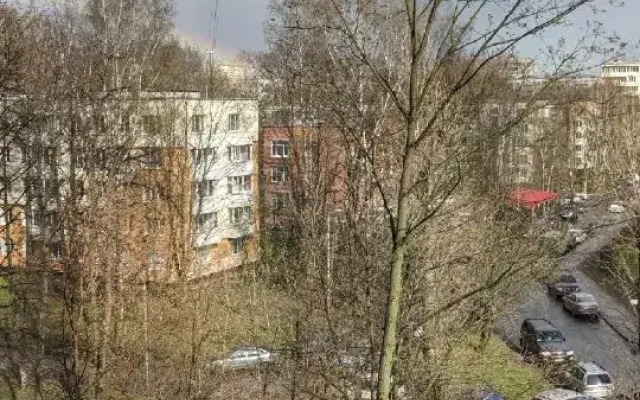 Odnokomnatnaya Kvartira U Metro Akademicheskaya Flat