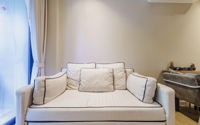 Diamond 2Br  Deluxe Poolside Condo Apartments