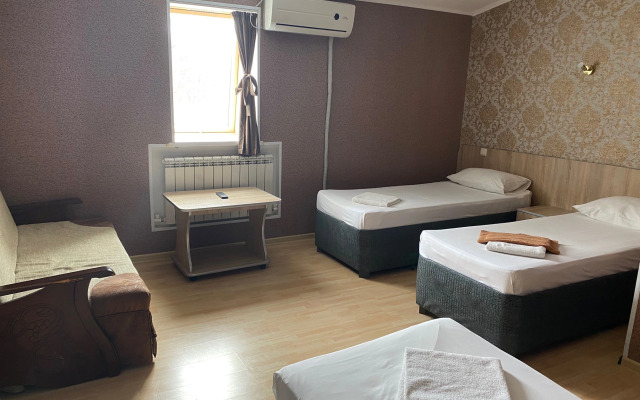 Na Zelyonoj Guest House