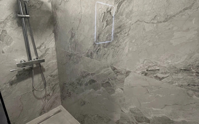 Квартира Камбарская 94