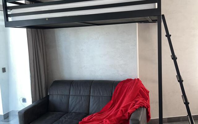 Апартаменты в центре  Волгограда LOFT с видом на Волгу