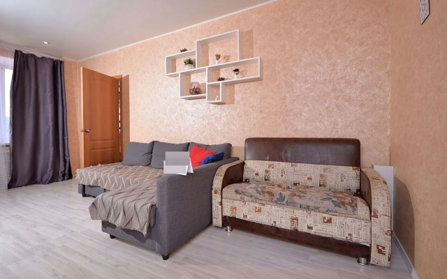 Квартира на Пл. Ленинградская 2