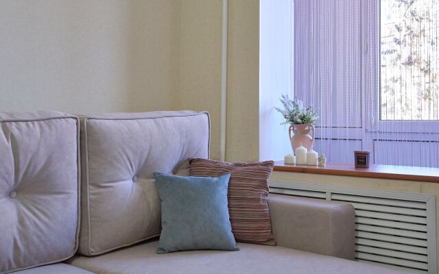 Квартира Трешка на Крутой