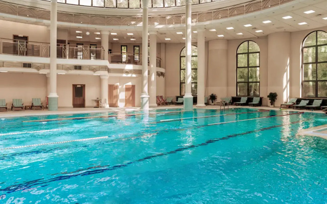 Отель Теплеево