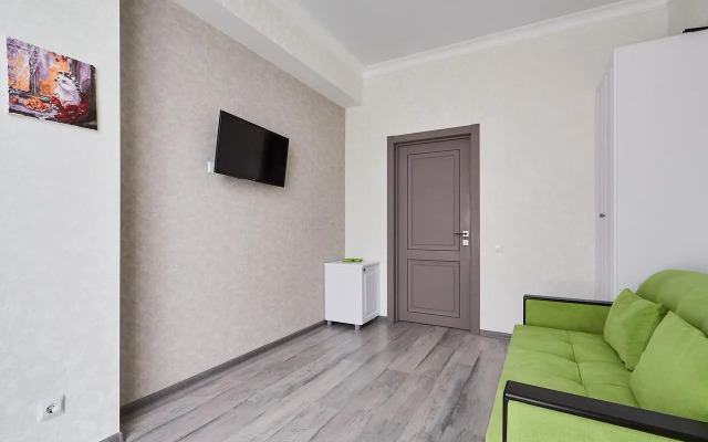 Квартира на Коллективной улице 11