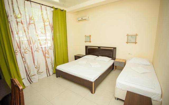 Victoria Hotel