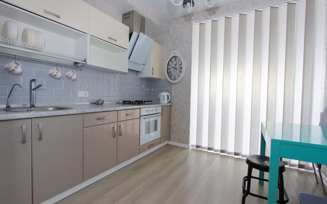Roskoshnaya Dvukhkomnatnaya s Vidom na More v Feodosii Flat