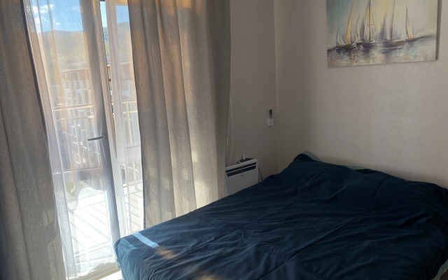 Квартира Студия на Мирной 9/1