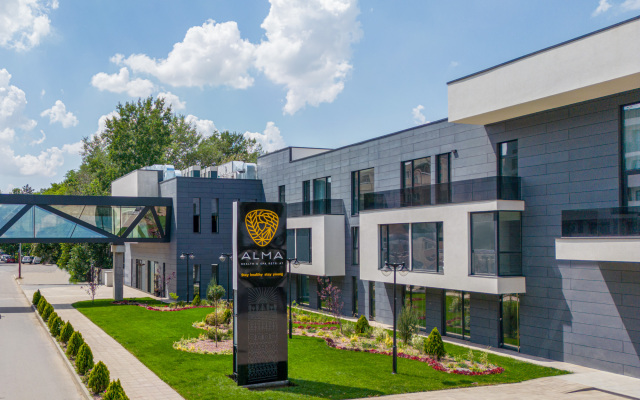 Alma Health&Spa Retreat Hotel