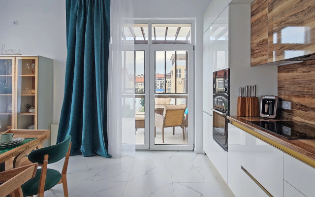 s 2mya Spalnyami - Goldwing Flat