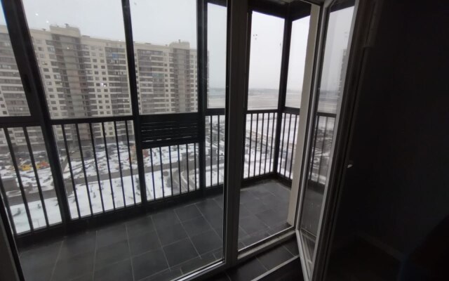 Na ulitse Tikhoy Flat