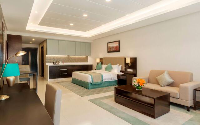 Ramada Hotel & Suites by Wyndham Amwaj Islands Manama