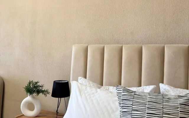 Квартира Малахова 164