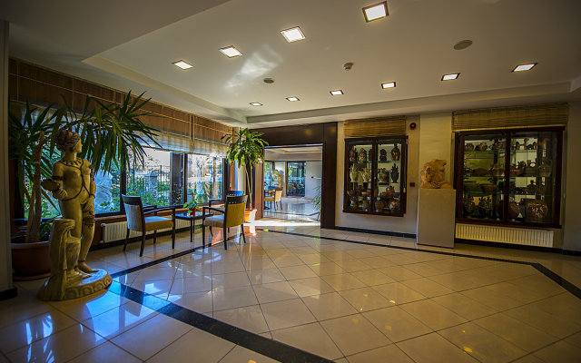 IRIS Hotel&Spa