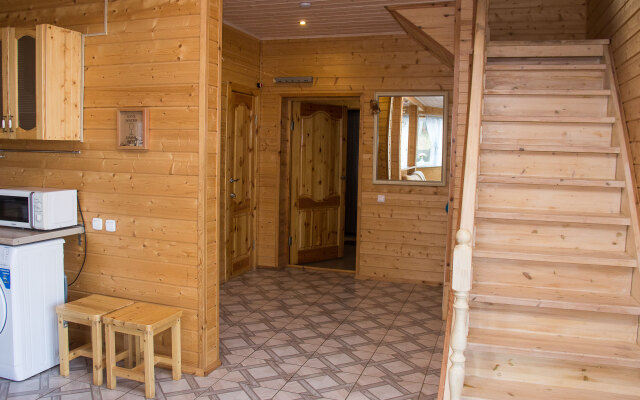 Onezhskaya Gorka-Kottedzh1 Guest House