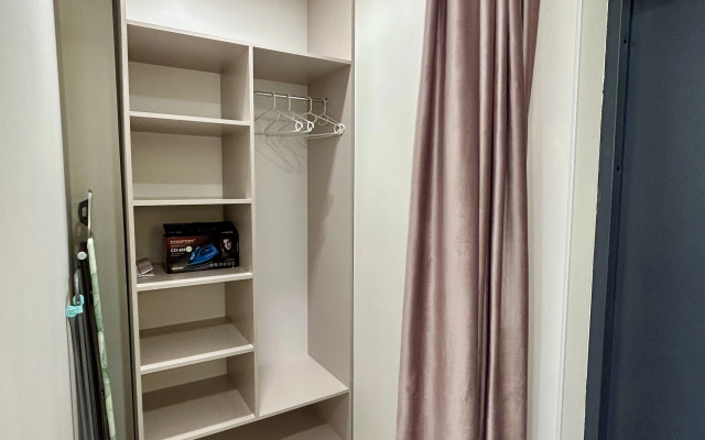 Na Oktyabr'skoj Flat