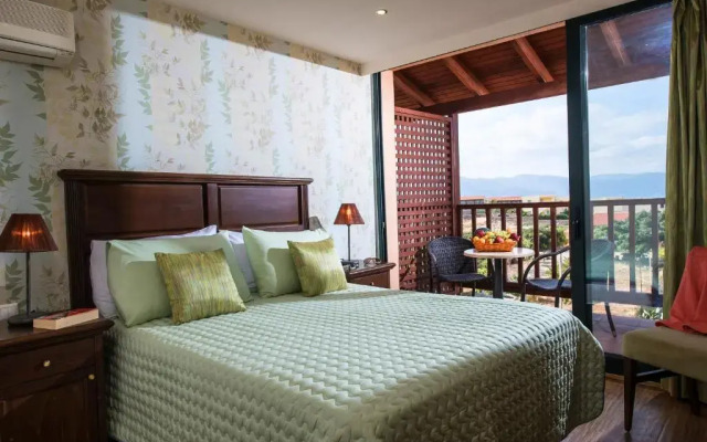 Koutrakis Suites Hotel