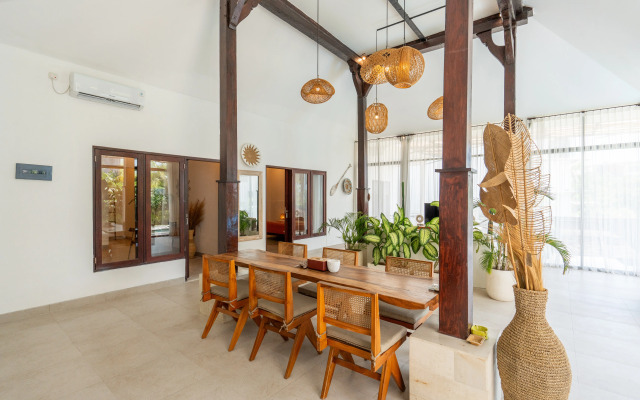 Вилла Spacious 4BR Mila Mou with rooftop