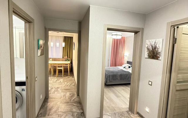 Квартира Луначарского 216